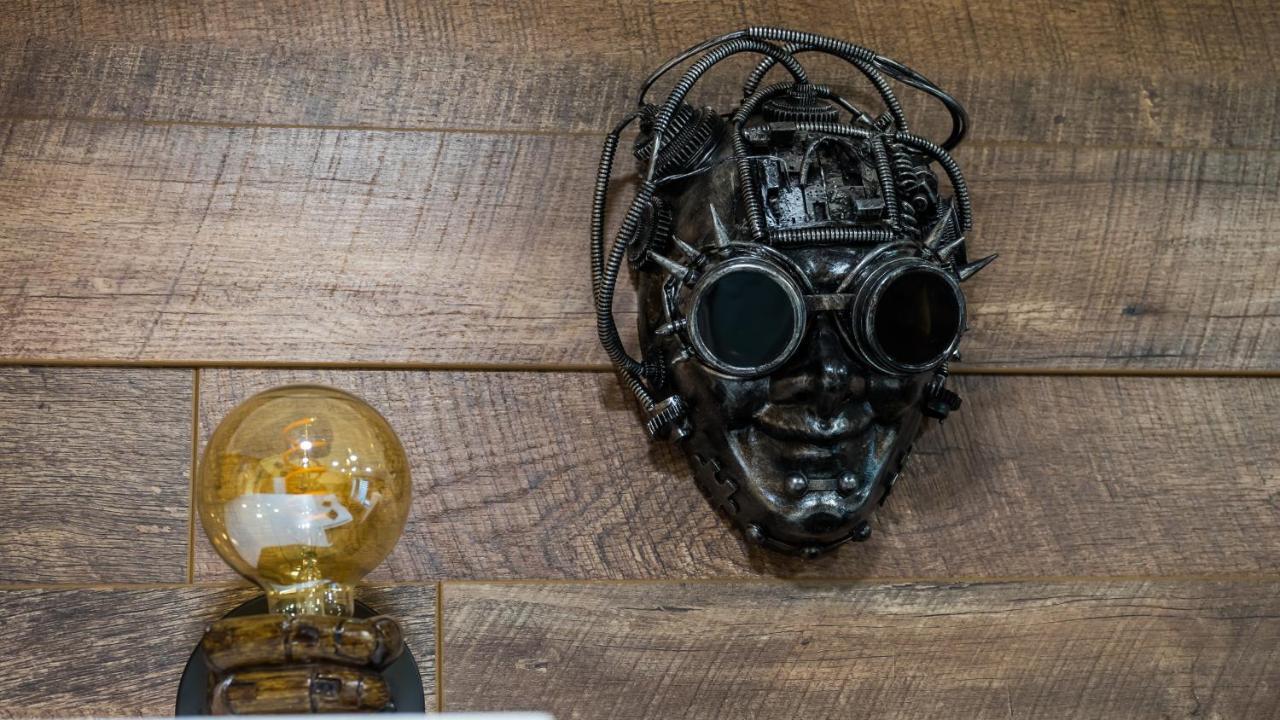 Cyborg flat Petroșani Lejlighed Eksteriør billede